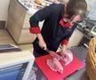 „E o libertate aparte aici, dar suntem cu gândul și la România” » La doi pași de Lyon, doi români și-au deschis afacerea care i-a dat gata pe francezi: „În perioadele bune, vindem și 100 kg. pe săptămână”