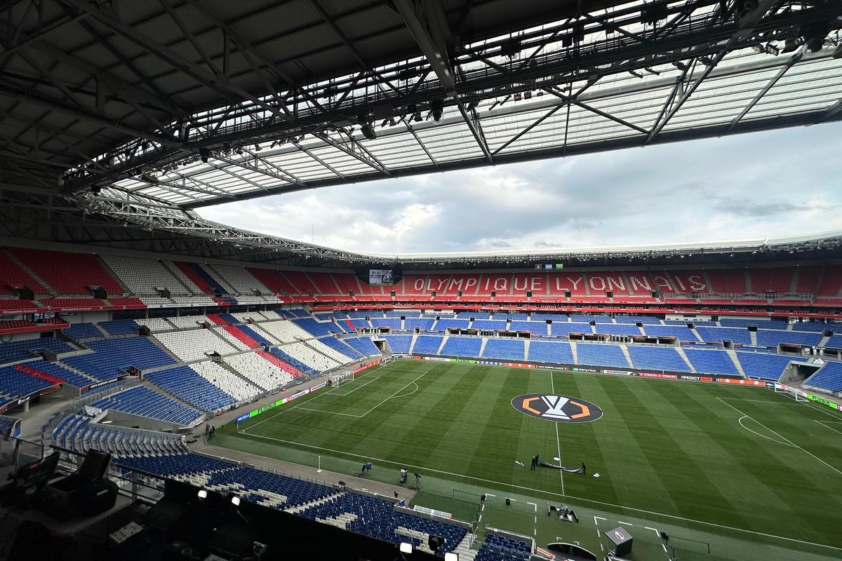 Imagini înainte de Lyon - FCSB