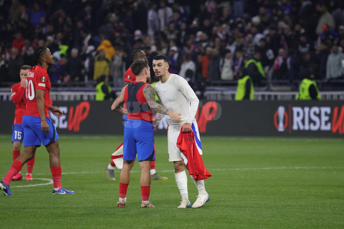 Imagini de la finalul meciului Lyon - FCSB