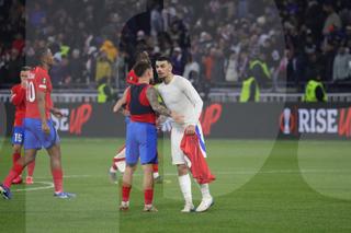 Prima reacție a celor de la L'Equipe, după eliminarea campioanei României din Europa League: „Lyon a scos-o la plimbare pe FCSB”