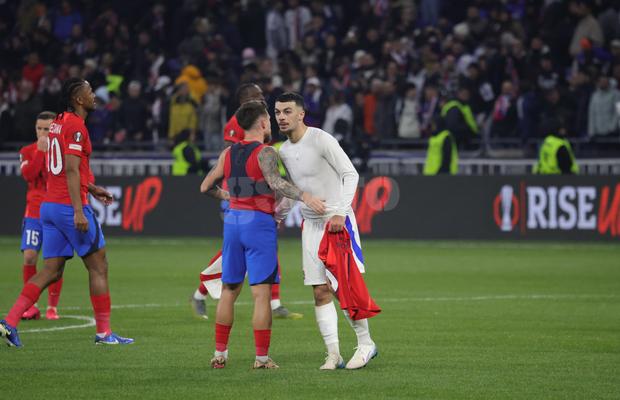 Prima reacție a celor de la L'Equipe, după eliminarea campioanei României din Europa League: „Lyon a scos-o la plimbare pe FCSB”