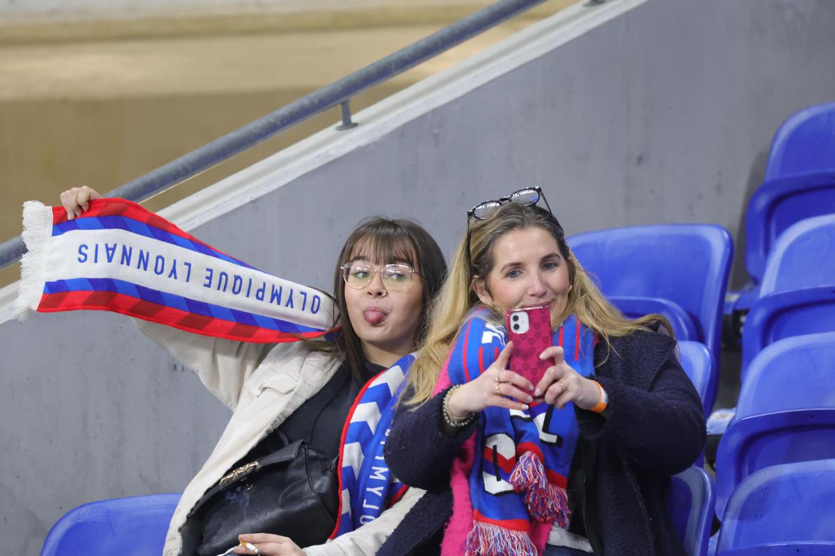 Lyon - FCSB, primele imagini de la firul ierbii