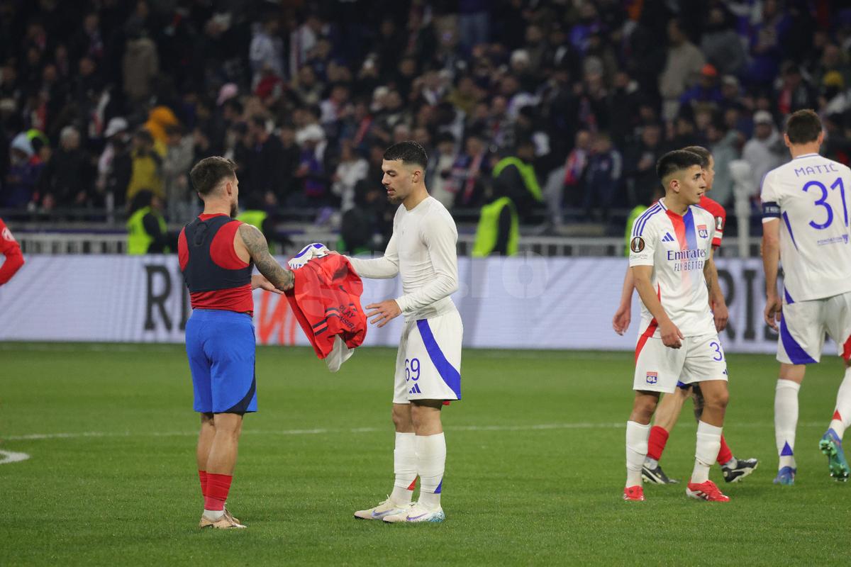 Imagini de la finalul meciului Lyon - FCSB
