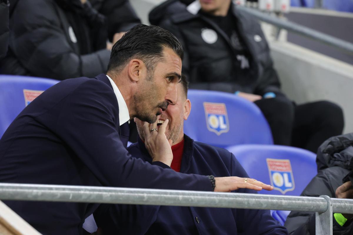 Fiica-fotomodel a lui Elias Charalambous a atras atenția în tribune la Lyon - FCSB