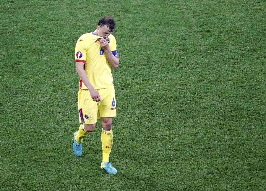 Vlad Chiricheș, la finalul meciului România - Albania // FOTO: Imago Vlad Chiricheș revine pe stadionul pe care a trăit un coșmar! Un alt membru al delegației FCSB a fost implicat