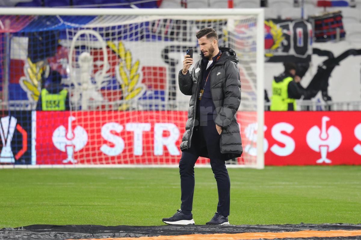 Lyon - FCSB, primele imagini de la firul ierbii
