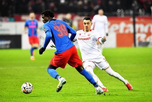 Dinamo a pierdut cele 3 meciuri jucate contra FCSB-ului în acest sezon // foto: GSP