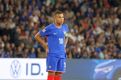 Kylian Mbappe revine la naționala Franței, foto: Imago Images
