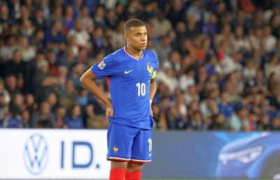 La loc comanda! Kylian Mbappe revine la naționala Franței după 6 luni