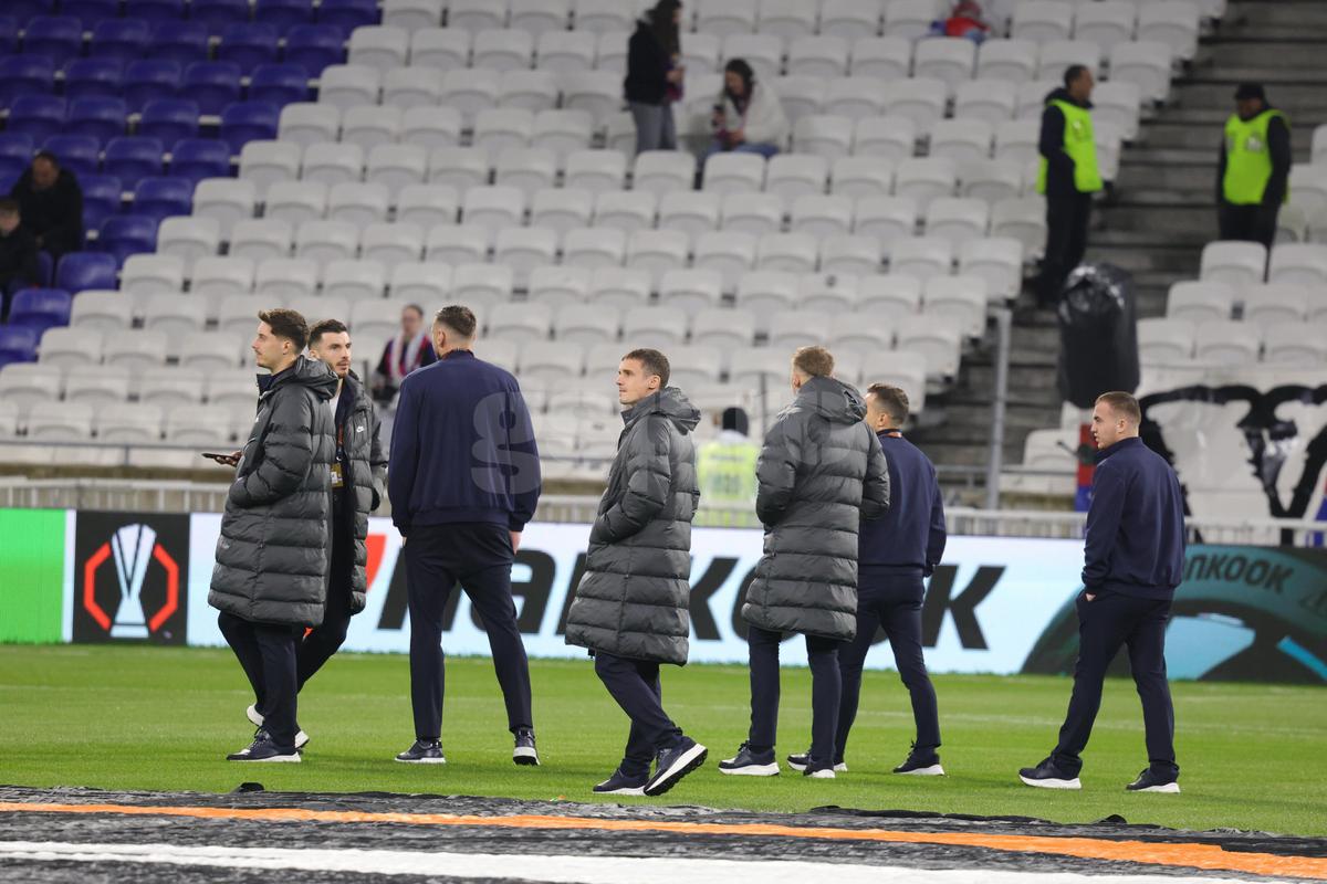 Lyon - FCSB, primele imagini de la firul ierbii