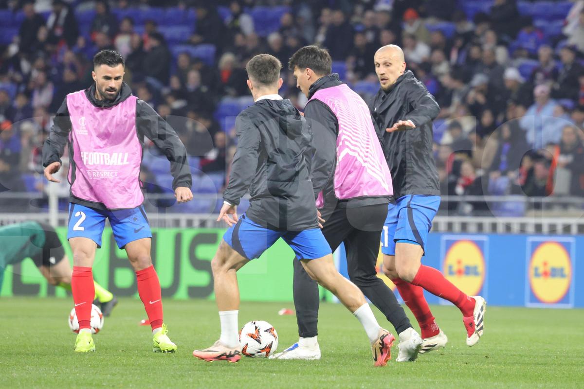 Lyon - FCSB, imagini de la încălzire