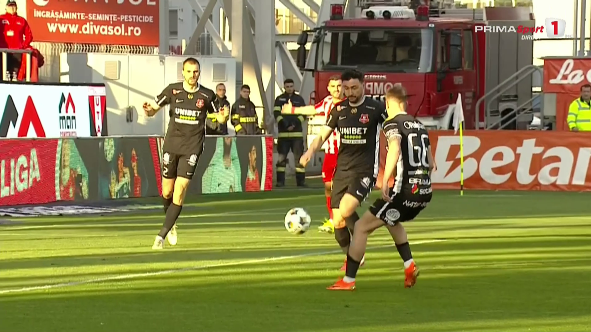 Gol de cascadorii rasului in UTA - Hermannstadt