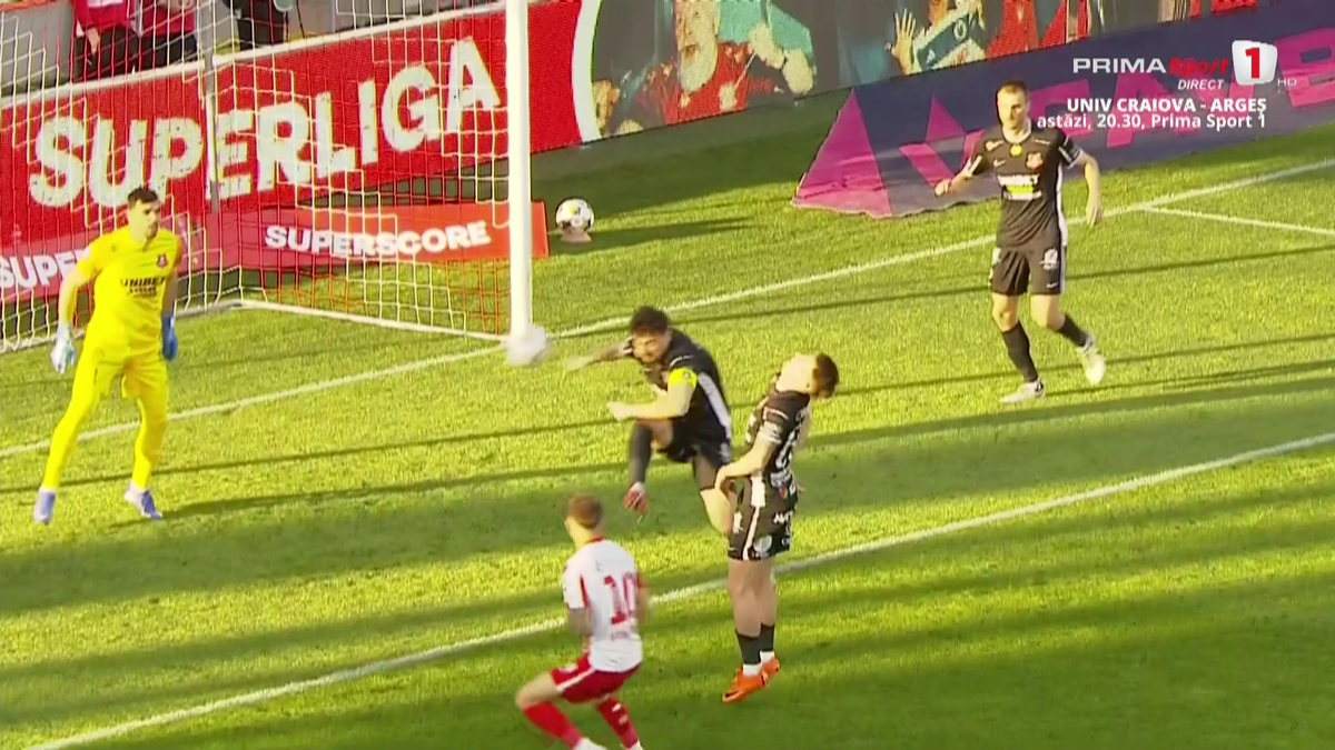 Gol de cascadorii rasului in UTA - Hermannstadt