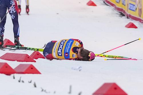 Schiorul Johannes Klaebo a ajuns în spital // foto: Imago Images