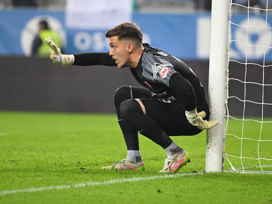 Andrei Gorcea // FOTO: Imago Images Scandal la UTA înaintea meciului cu Rapid! Mihalcea a „explodat” la conferință: „Parcă a omorât șase persoane!”