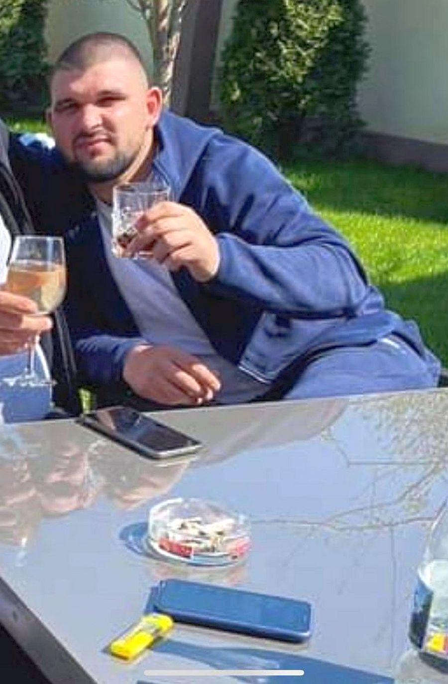 Așa arată Mihai acum, într-o fotografie postată chiar de el FOTO Facebook WOW! Transformare șocantă a lui Mihai Voduț! Fostul atacant de la Viitorul este de nerecunoscut