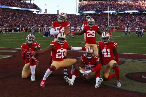 Super Bowl este cel mai urmărit eveniment sportiv de către americani.
