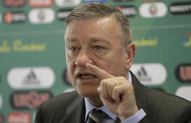 Mircea Sandu, interviu exploziv de la Nisa, din izolare: „Statul a acceptat să nenorocească judeţe, apoi i-a trimis pe cei din diaspora înapoi” + „Se va termina cu finanțarea locală către fotbal”