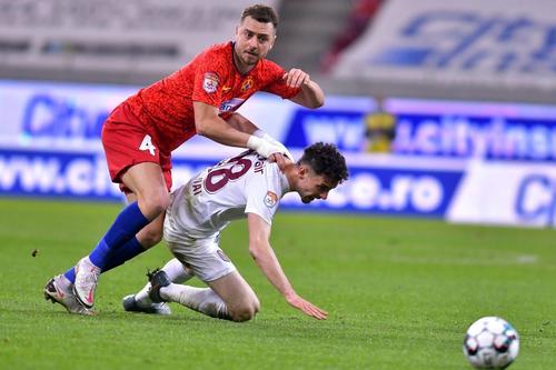 FCSB și CFR Cluj au ocupat primele două poziții în sezonul regulat // foto: Facebook @ FCSB