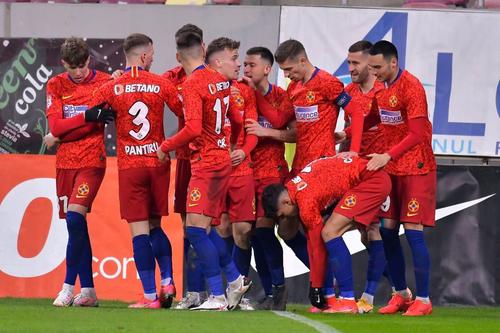 Gigi Becali a vorbit deschis despre problemele FCSB-ului // foto: Facebook @ FCSB