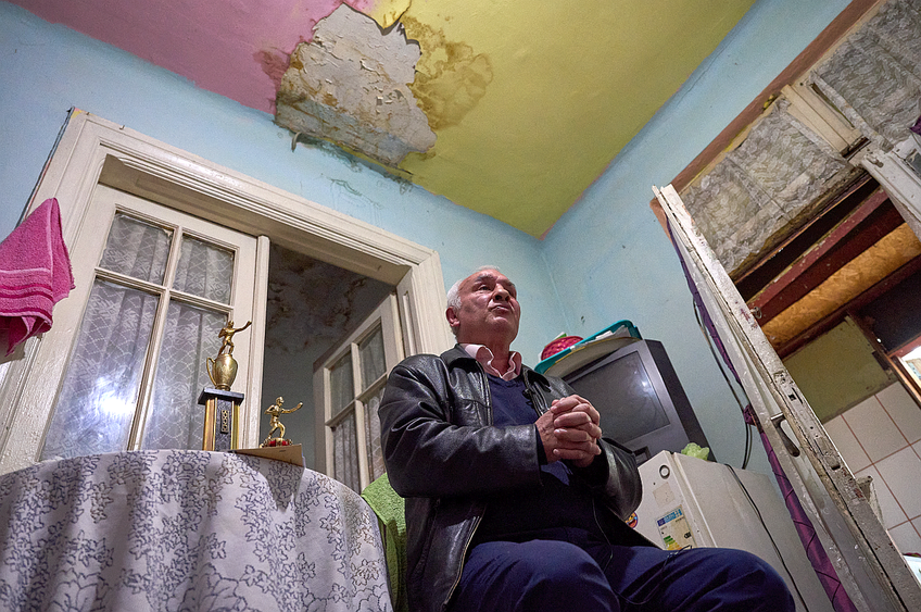 Ilie Dragomir trăiește acum în condiții foarte grele // FOTO: Raed Krishan