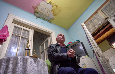 Viață de campion: 12 m² + igrasie » Cel mai talentat boxer al României are o pensie infimă și trăiește într-o casă minusculă și dărăpănată din Ferentari! Cum îl poți ajuta