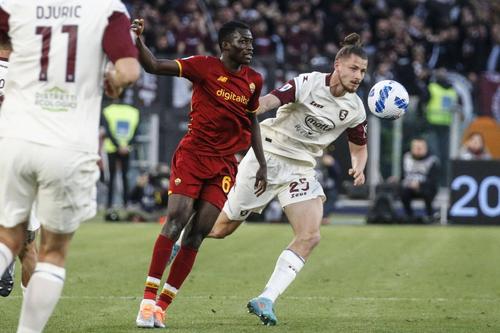 Juventus e hotărâtă! Ce va face Radu Drăgușin din sezonul viitor // foto: Imago