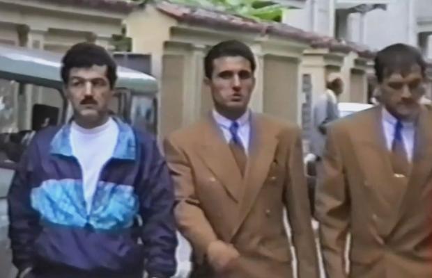 Imagini de arhivă antologice în primul episod din noua serie FIFA, dedicat lui Gică Hagi: „Regele”, Becali și Balint, la plimbare, după Revoluție