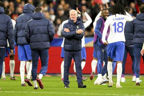 Deschamps, în centru, e marele câștigător al Campionatului Mondial din Qatar // Foto: Imago