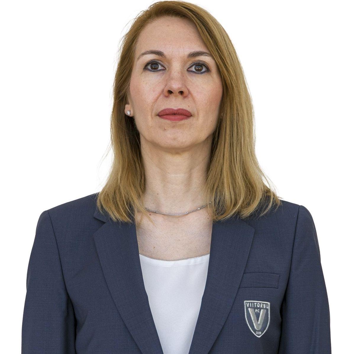 Cristiana Pariza, directoarea economică de la Farul Constanța
