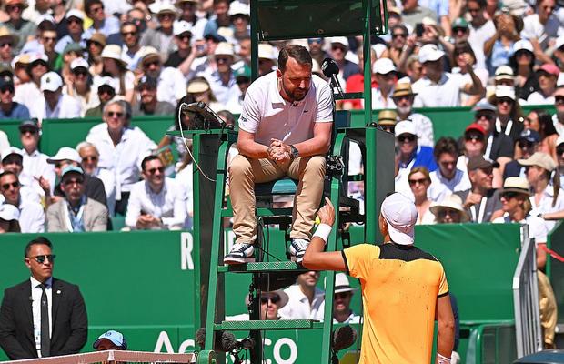Scandal la Monte Carlo cu elevul lui Mouratoglou în prim-plan: „Avertisment pentru asta? Cheamă supervizorul!”