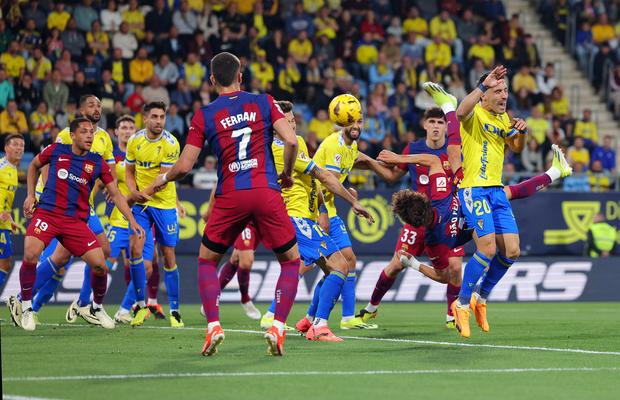Barcelona, victorie la limită, cu gândul la PSG » Foarfeca lui Joao Felix a decis meciul