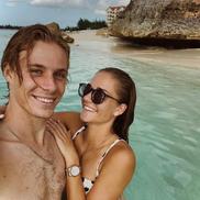 Mirjam Bjorklund și Denis Shapovalov