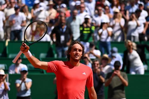 Stefanos Tsitsipas la finalul meciului FOTO Imago Images