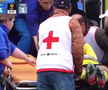 Cea mai brutală ciocnire între fotbaliști într-un meci din Rusia! Două ambulanțe au intrat pe teren, iar jucătorii au fost transportați de urgență la spital