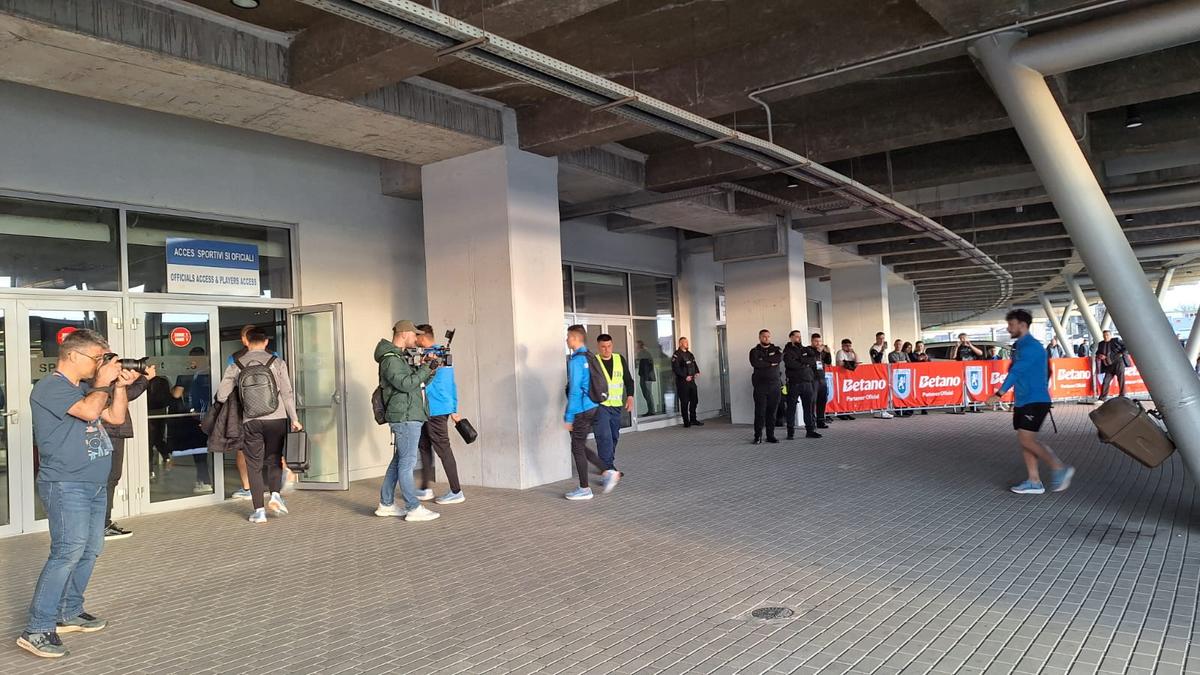 „Salah” din Bănie! Accesoriul de 300.000 de euro cu care a venit la Craiova - FCSB