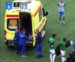Cea mai brutală ciocnire între fotbaliști într-un meci din Rusia! Două ambulanțe au intrat pe teren, iar jucătorii au fost transportați de urgență la spital