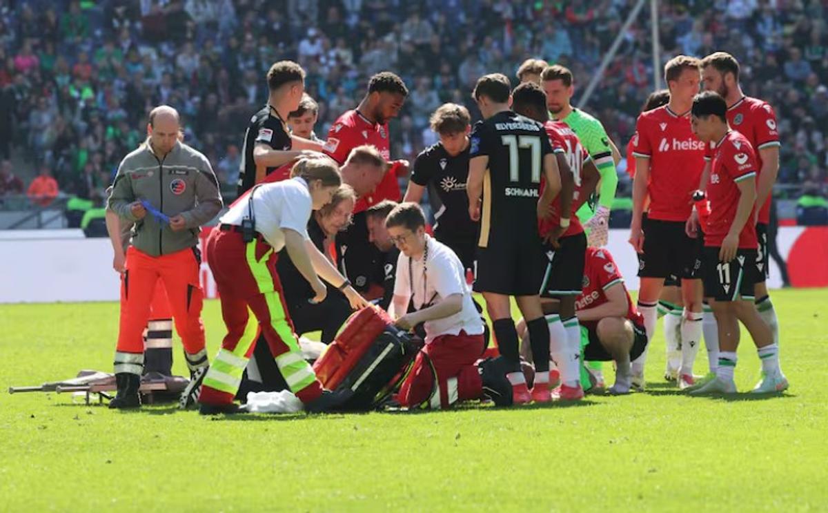 Accidentare horror în 2. Bundesliga. Jessic Ngankam a suferit o dublă fractură de tibie și peroneu