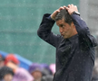 Cristi Chivu a avut de înfruntat ploaia pe terenul Fiorentinei, dar a răsuflat ușurat după un rezultatul de egalitate, 0-0. FOTO: Imago