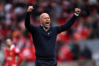 Liverpool, la două victorii de titlu! » Van Dijk și-a răscumpărat eroarea din defensivă și a devenit eroul „cormoranilor”