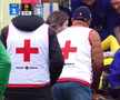 Cea mai brutală ciocnire între fotbaliști într-un meci din Rusia! Două ambulanțe au intrat pe teren, iar jucătorii au fost transportați de urgență la spital