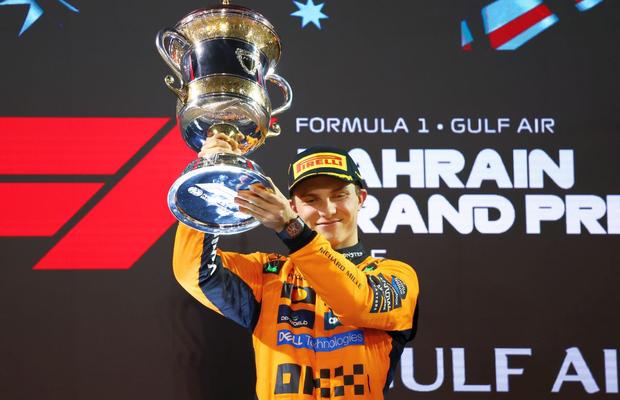 Oscar Piastri, victorios în Marele Premiu din Bahrain! Primul pilot care câștigă două curse în acest sezon!