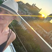 Romana Tabakova, în diverse ipostaze / Sursă foto: Facebook