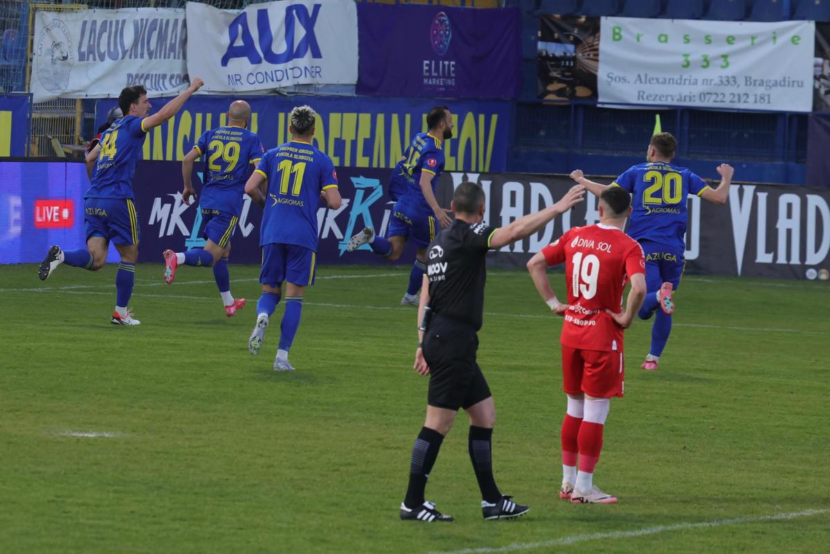 Unirea Slobozia - UTA Arad // FOTO: Ionuț Iordache (GSP)