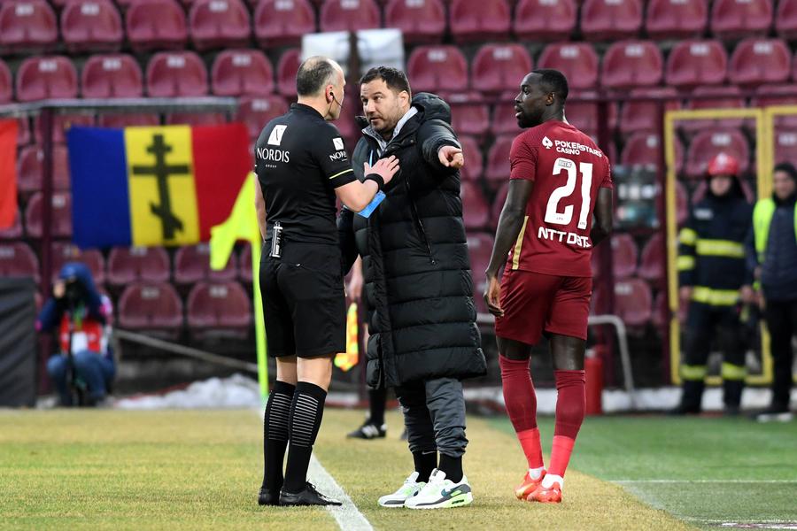 În multe momente, Marius Croitoru e un coșmar pentru arbitrii din Liga 1. Foto: imago Marius Croitoru, primul interviu după doi ani de pauză: „I-aș vrea la Botoșani pe Tănase și Olaru, dar îmi revin repede din vis” + „Văd că FCSB înseamnă acum Faci Ce Spune Mirel”