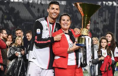 Cristiano Ronaldo, dat de gol de propria mamă » Portughezul pleacă de la Juve: „Aceasta este echipa unde va juca în noul sezon”