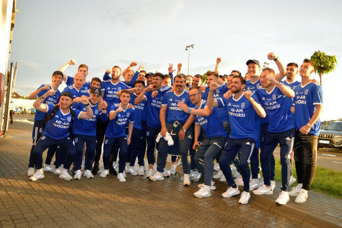 FC U Craiova în Liga 1 » Denis Ispas, interviu spumos după promovare: „Dacă eram tehnici, jucam la 21:45! Noi așa am promovat”