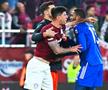 Cristian Săpunaru, reținut cu greu în finalul meciului cu FCU Craiova // foto: Raed Krishan - GSP