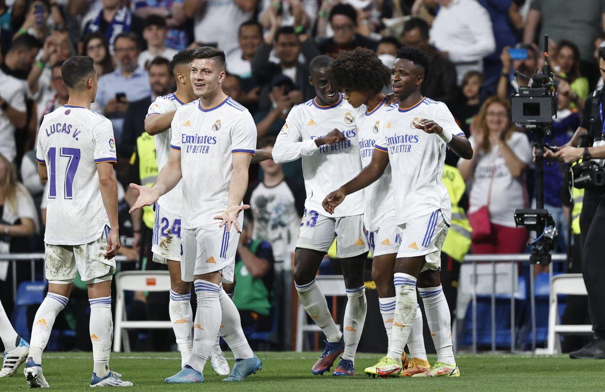Real Madrid, victorie zdrobitoare cu Levante » Performanță fabuloasă reușită de Benzema + primul hattrick reușit de Vinicius