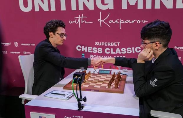Fabiano Caruana se menține lider, într-o zi cu 5 remize. Cum arată clasamentul la Superbet Chess Classic, după runda 6